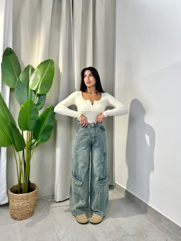 LC1218-Jeans Flora
