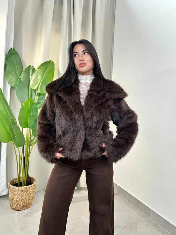 15348977-Ecopelliccia Luisa