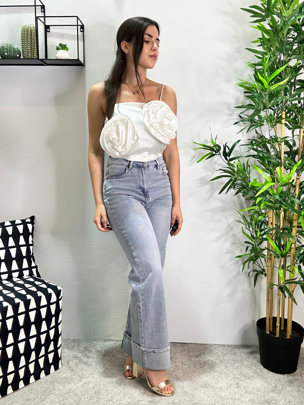 Jeans wide leg con risvolto 7923